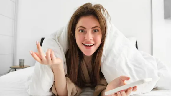 Do you suddenly feel energized at 11 pm sleeping habits