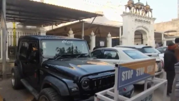 AAP leader Lucky Oberoi shot dead