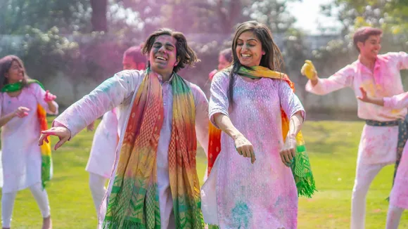 _What to do if your eyes get colored tips in gujarati