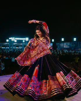 ગુજરાતી ગાયિકાઓની ગરબાની રમઝટ