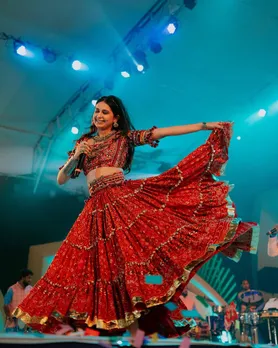 ગુજરાતી ગાયિકાઓની ગરબાની રમઝટ