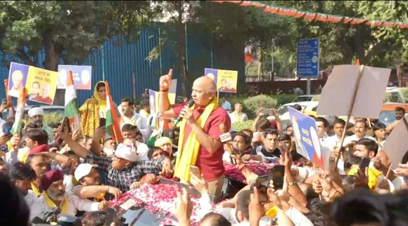 ગુજરાત વિધાનસભા ચૂંટણી સર્વે: CBI દ્વારા મનીષ સિસોદિયાની પૂછપરછથી કઈ પાર્ટીને ફાયદો થશે?