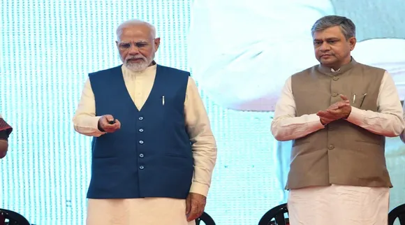 ડબલ એન્જિન સરકારથી ગુજરાતમાં વિકાસનાં તમામ ક્ષેત્રની ગતિ અને શક્તિ વધી રહી છે : પીએમ મોદી