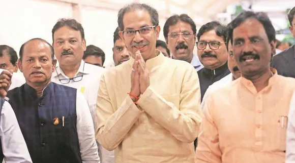 શિંદે જૂથને લાગશે મોટો ઝટકો, એક સાથે 22 ધારાસભ્ય કેસરીયો ધારણ કરશે, ઉદ્ધવ જૂથે સામના દ્વારા CM પર કર્યા પ્રહારો