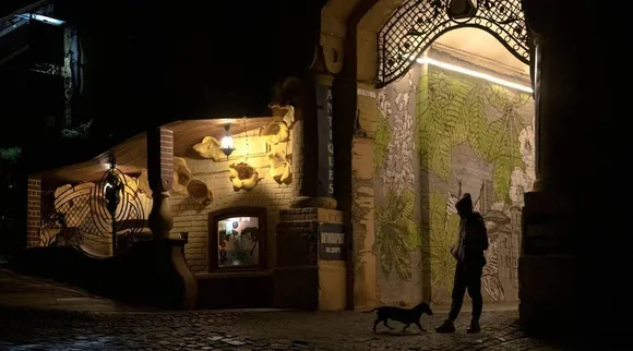 યુક્રેનની રાજધાની કિવ ગરમ પાણી કે પાવર વિના શિયાળાની કરી રહ્યું છે તૈયારી