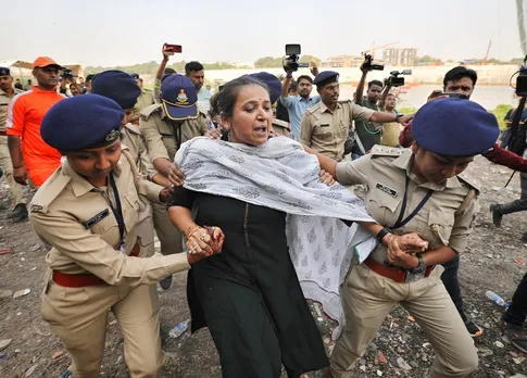 રેશ્મા પટેલની અટકાયત