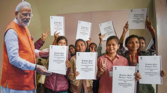 ભારતને વિકસીત રાષ્ટ્ર બનાવવાના સંકલ્પમાં યુવાઓને ‘સારથી’ બનવા PM મોદીનું આહ્વાન