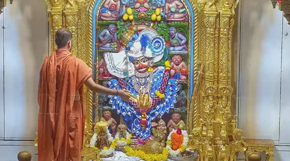 'તમે કષ્ટ હરો છો દયાળા તમે કષ્ટભંજન કહેવાણા',  સારંગપુર કષ્ટભંજન હનુમાન દાદાના દર્શન Live