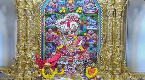 'તમે કષ્ટ હરો છો દયાળા તમે કષ્ટભંજન કહેવાણા',  સારંગપુર કષ્ટભંજન હનુમાન દાદાના દર્શન Live