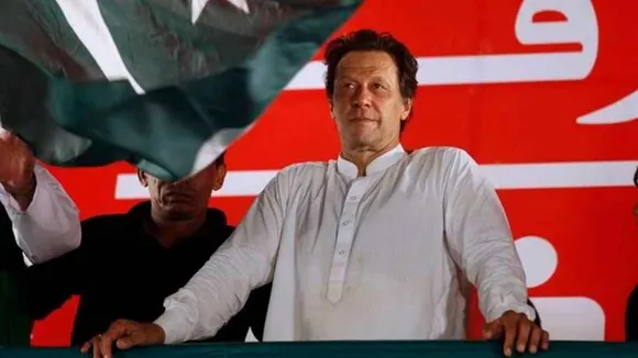 ઈમરાન ખાનની થશે ધરપકડ! પોલીસ બખ્તરબંધ વાહનોમાં પહોંચી, પક્ષના કાર્યકરો નિવાસસ્થાનની બહાર ભેગા થયા