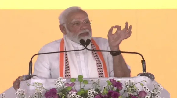કર્ણાટકમાં પીએમ નરેન્દ્ર મોદીએ કહ્યું- તે મારી કબર ખોદવાના સપના જોવે છે, હું ગરીબોનું જીવન આસાન બનાવવામાં વ્યસ્ત