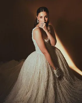 Alia Bhatt Met Gala Look | Alia Bhatt Photos Met Gala 2023 | Alia Bhatt Dress Prabal gurung | Alia Bhatt News in Gujarati