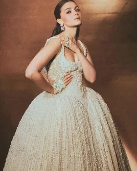 Alia Bhatt Met Gala Look | Alia Bhatt Photos Met Gala 2023 | Alia Bhatt Dress Prabal gurung | Alia Bhatt News in Gujarati