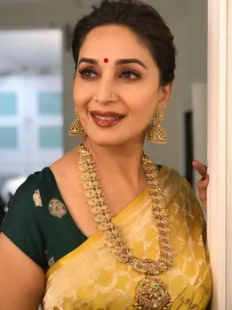 madhuri dixit | madhuri dixit kissing scene vinod khanna | madhuri dixit photos