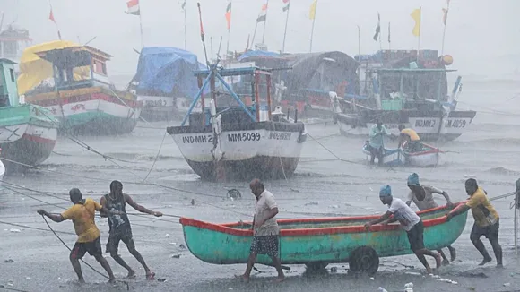 Arabian sea Cyclone Gujarat Weather