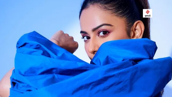 Rakul Preet Singh Photos | Rakul Preet Singh Blue Look