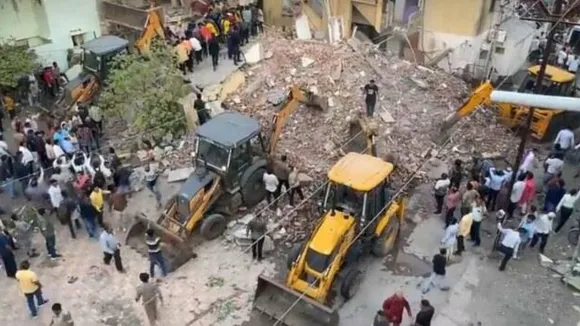 jamnagar housing building collapsed