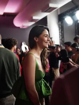 Alia Bhatt (Alia Bhatt Hot Photos)