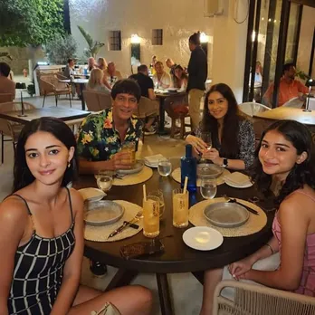 Ananya Panday, Chunky Pandey (2)