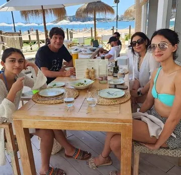 Ananya Panday, Chunky Pandey