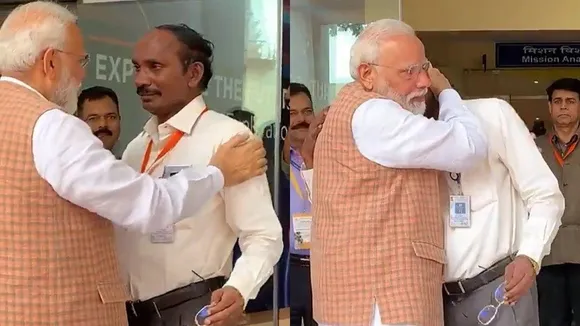 chandrayaan 2 PM modi video, PM modi viral video, Chandrayaan 3 launch