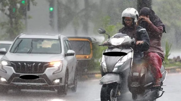 Mumbai Rains To Increase Till 3rd August These 8 Days Will Get Tremendous Rainfall Astrologer Predicts Accidents Todays Local Trains Update