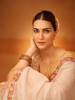 Kriti Sanon | Kriti Sanon birthday | Kriti Sanon photo | Kriti Sanon New Movie | Kriti Sanon Instagram