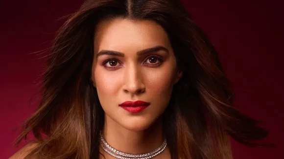 Kriti Sanon | Kriti Sanon birthday | Kriti Sanon photo | Kriti Sanon New Movie | Kriti Sanon Instagram