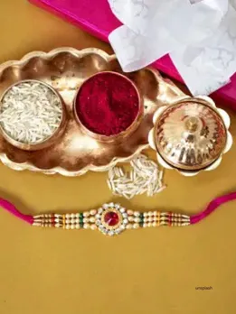 Raksha Bandhan 2023 | Lucky Zodiac Signs | Raksha Bandhan Photos | Raksha Bandhan News in Gujarati