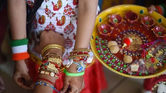 raksha bandhan 2023 | raksha bandhan shubh muhurat puja | raksha bandhan 2023 bhadrakal time |  Brother and Sister festival | how to sister tie rakhi to brother (Express Photo)
