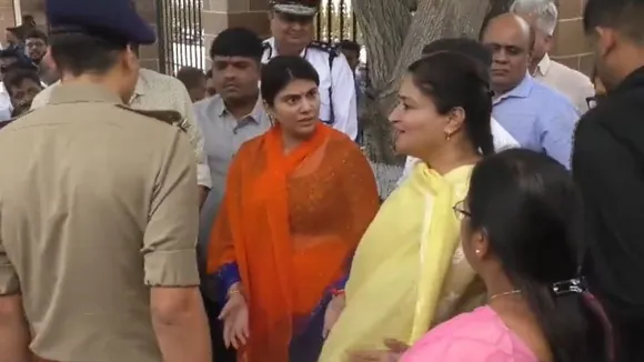 Jamnagar Rivaba Poonam Madam Mayor Bina Rathod Controversy