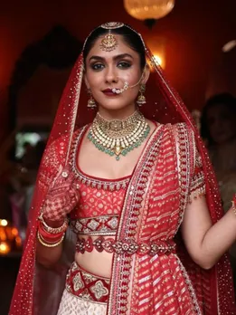 Mrunal Thakur | Mrunal Thakur Birthday | Mrunal Thakur Clothes | Mrunal Thkaur Movies