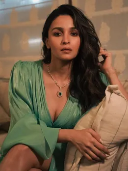 Alia Bhatt| Alia Bhatt photos| Alia Bhatt Net Worth| Alia Bhatt Movies