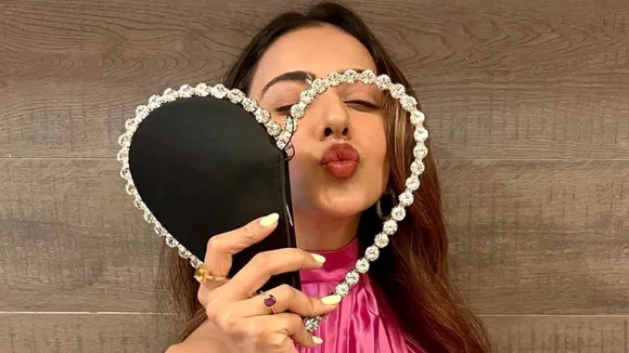 Rakul Preet Singh Photos | Rakul Preet Singh News in Gujarati | Rakul Preet Singh Videos