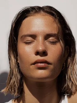 Skincare Tips : (unsplash)