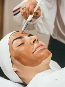 Skincare Tips : (unsplash)