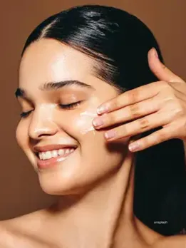 Skincare Tips : (unsplash)