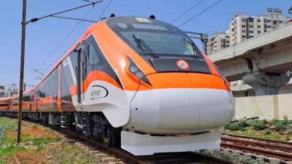 Vande Bharat Express : દેશમાં કેટલી વંદે ભારત એક્સપ્રેસ ટ્રેન દોડે છે? જાણો તમામ ટ્રેનોનું ટાઇમ ટેબલ, રૂટ સહિત તમામ વિગત