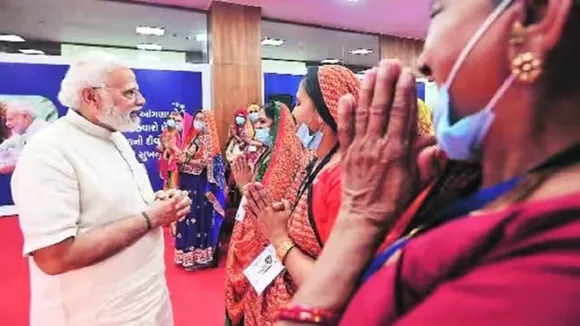 Pm narendra modi | PM Modi | Women Reservation Bill | Women Voters | BJP womens scheme