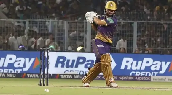 Why is the cricket pitch 22 yards in length