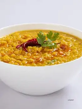 moong dal health benefits lifestyle news gujarati news (unsplash)
