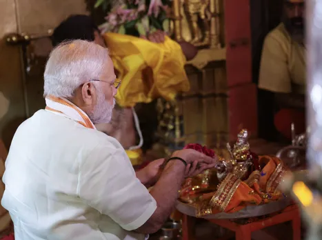PM Narendra Modi Gujarat Visit | PM Narendra Modi Ambaji Temple Visit | PM Narendra Modi Ambaji Temple puja | Ambaji Temple Timing | PM Modi Gujarat Visit