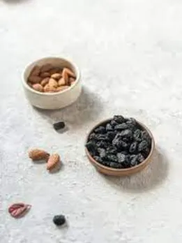 Benefits Of Raisin Water Raisin, Kishmish benefits for hair and skin