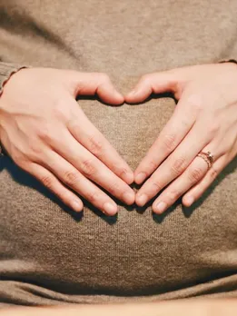 moong dal health benefits pregnant lady lifestyle news gujarati news (unsplash)