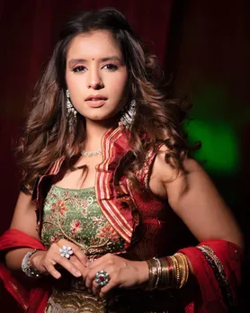 Navratri 2023| Gujarati Singer| Kirtidan Gadhvi| Kinjal Dave| Geeta Rabari|Aishwariya Mjumdar