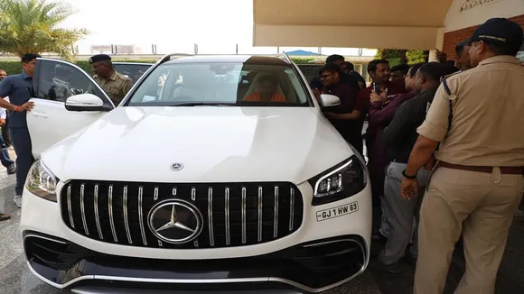 bageshwar dham baba dhirendra shastri Gujarat ambaji ahmedabad visit 