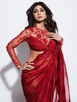 Karwa Chauth 2023| karwa chauth 2023 bollywood celebrities red saree| Madhuri Dixit| Shilpa Shetty| Kajol| Ananya Pandey