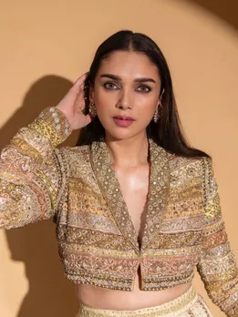 Navratri 2023| Navratri Fashion tips| Aditi rao Fashion tips| Aditi rao photo