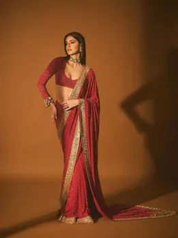 Karwa Chauth 2023| karwa chauth 2023 bollywood celebrities red saree| Madhuri Dixit| Shilpa Shetty| Kajol| Ananya Pandey