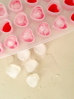 skin care tips winter applying ice on your face help to reduce acne beauty tips gujarati news